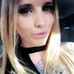 Meet your Posher, Elle